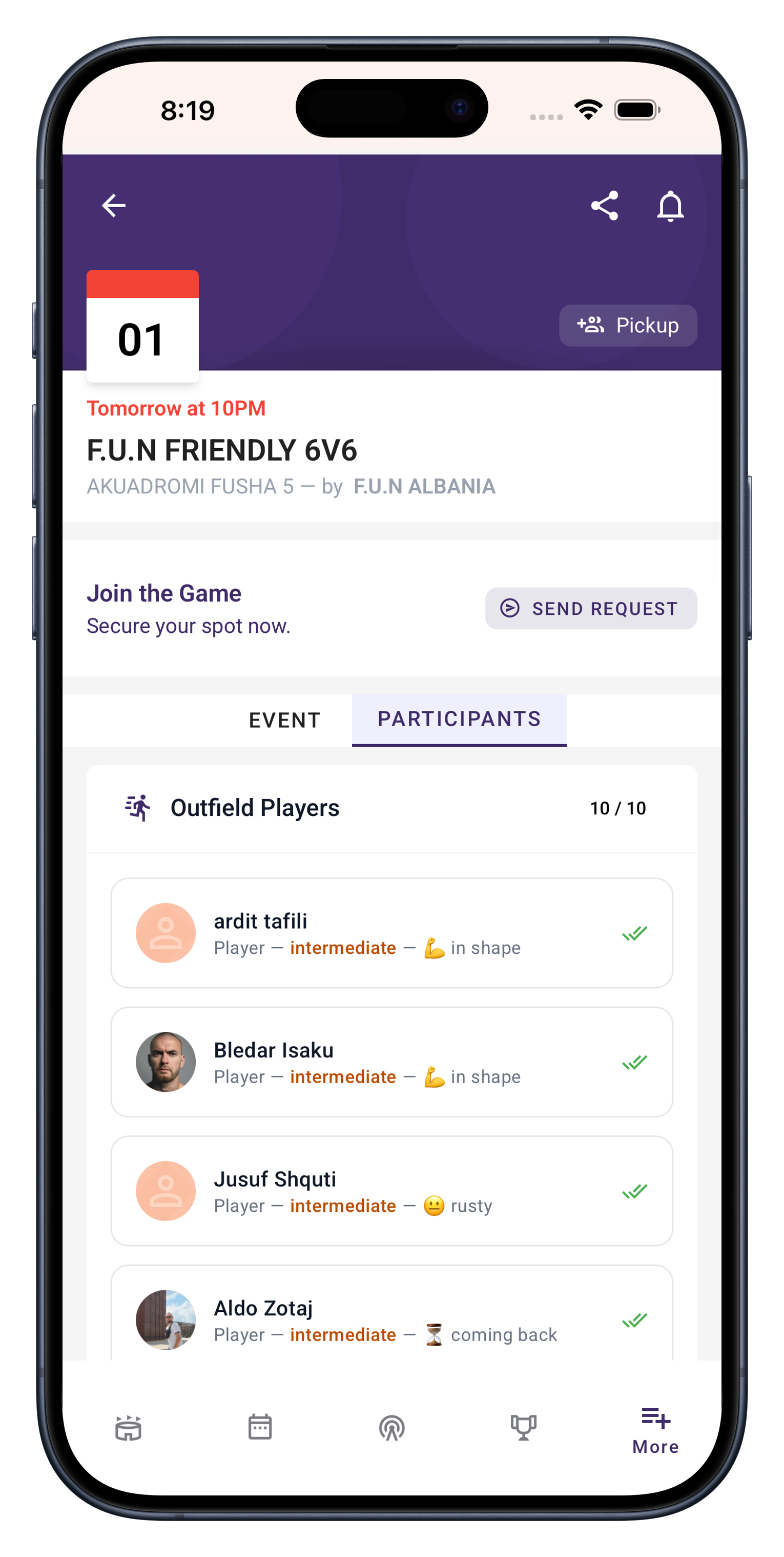 Game participants list showing team rosters, player names, and attendance status for upcoming matches